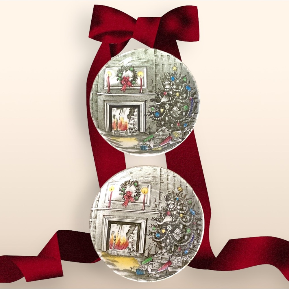 JOHNSON BROTHERS Vintage Christmas Mini Dishes, Set of 2.